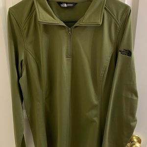 The North Face half zip pull over
